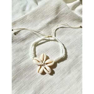 Sea shell flower friendship bracelet